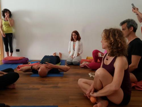 eyalshifroni2018_yogastudiobari_0284