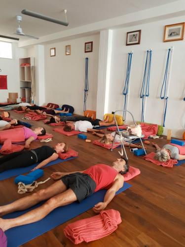 eyalshifroni2018_yogastudiobari_0300